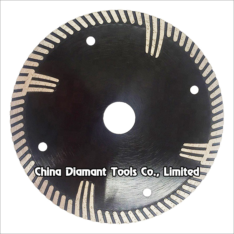 Diamond dry cutting saw blades - narrow turbo rim segments with protective teet